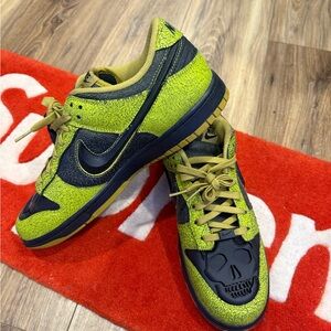 Nike Green and Black Skull Sneakers